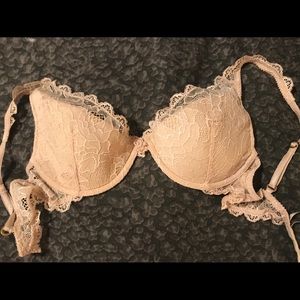 Victoria’s Secret Lined bra 34C
